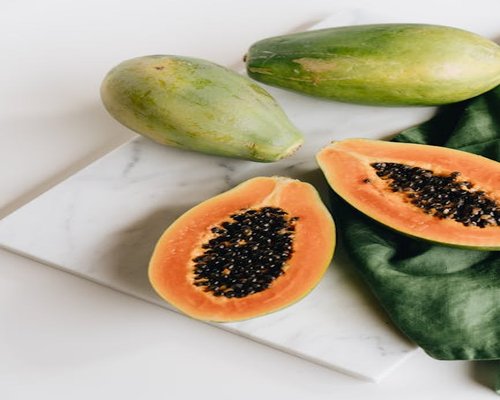 Fresh sliced tropical papaya